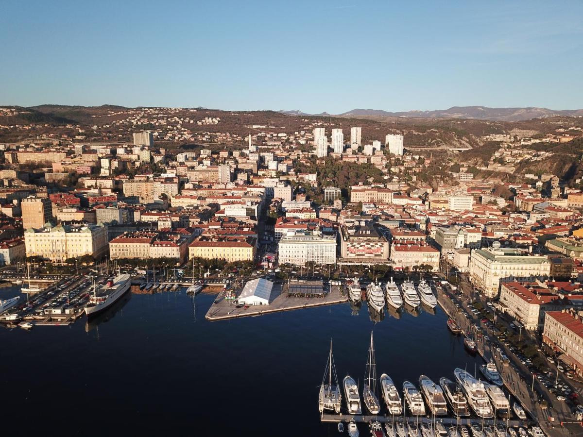 Apartments Budin Adri & Robi Rijeka City Center Exterior photo